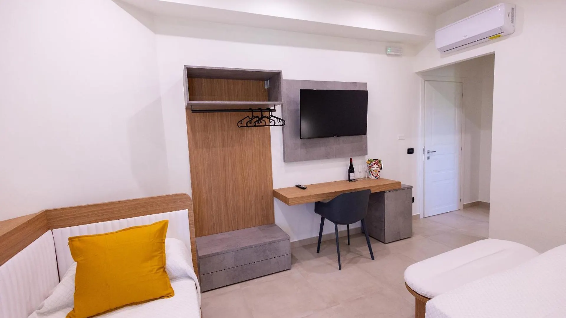 Villa Iris Giardini Naxos